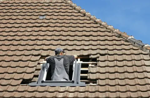 Pose de velux - Saint-Amand-Longpré